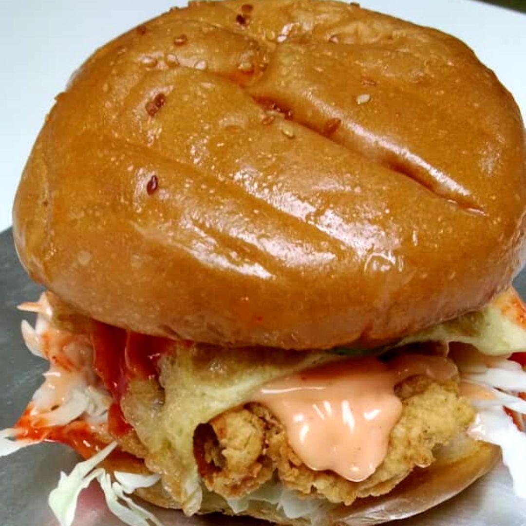 kelly burger 1